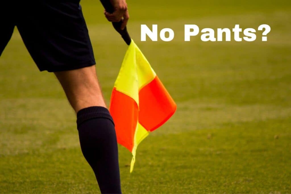 can soccer referees wear pants