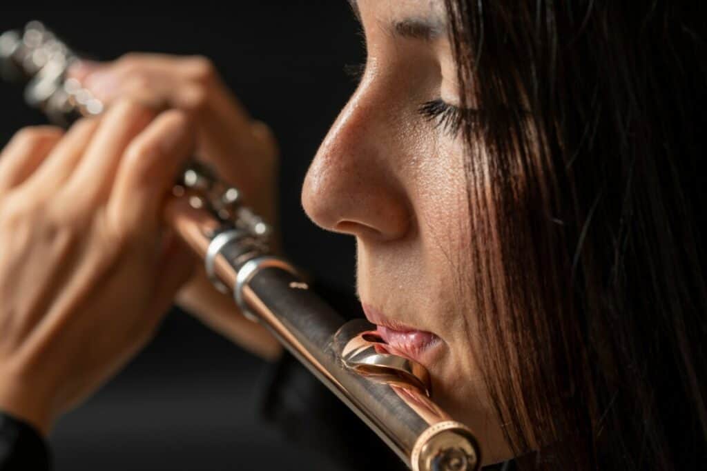 Are there flutes in college marching bands?