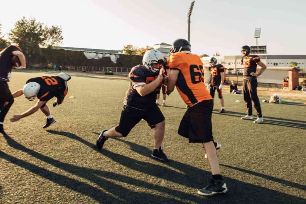 How Often Do High School Football Teams Practice 1