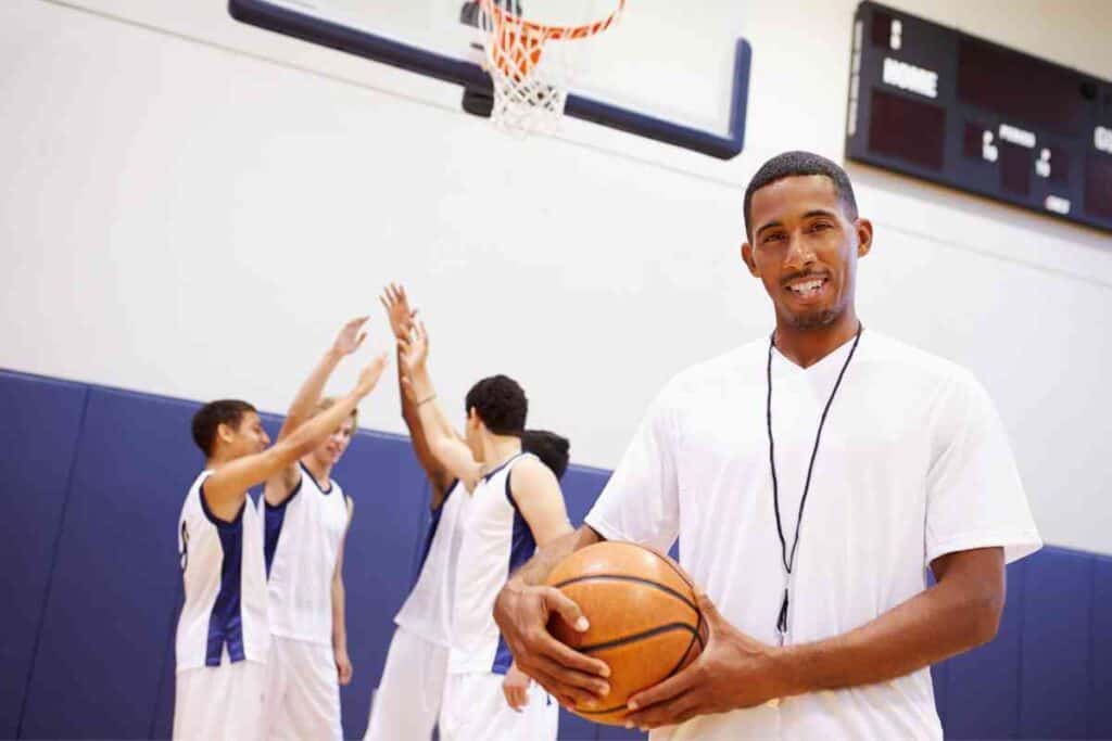 How much do high school basketball coaches make 1